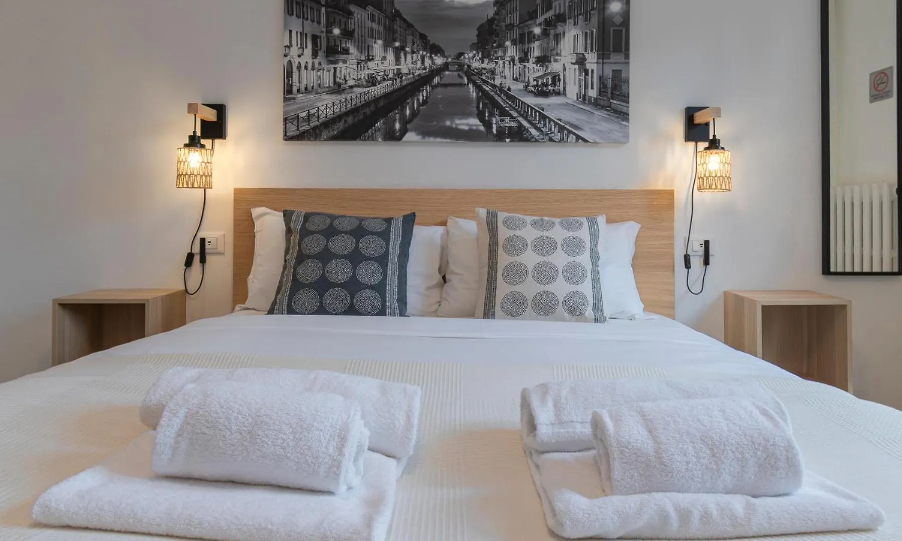 Metro Line 1 Free Parking Apartment Milan Italy