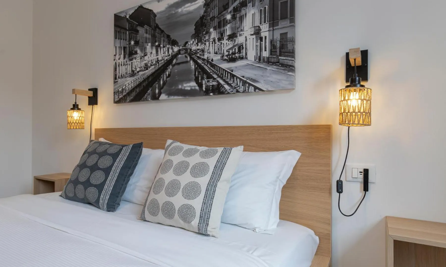 Metro Line 1 Free Parking Apartment Milan 0*,  Italy