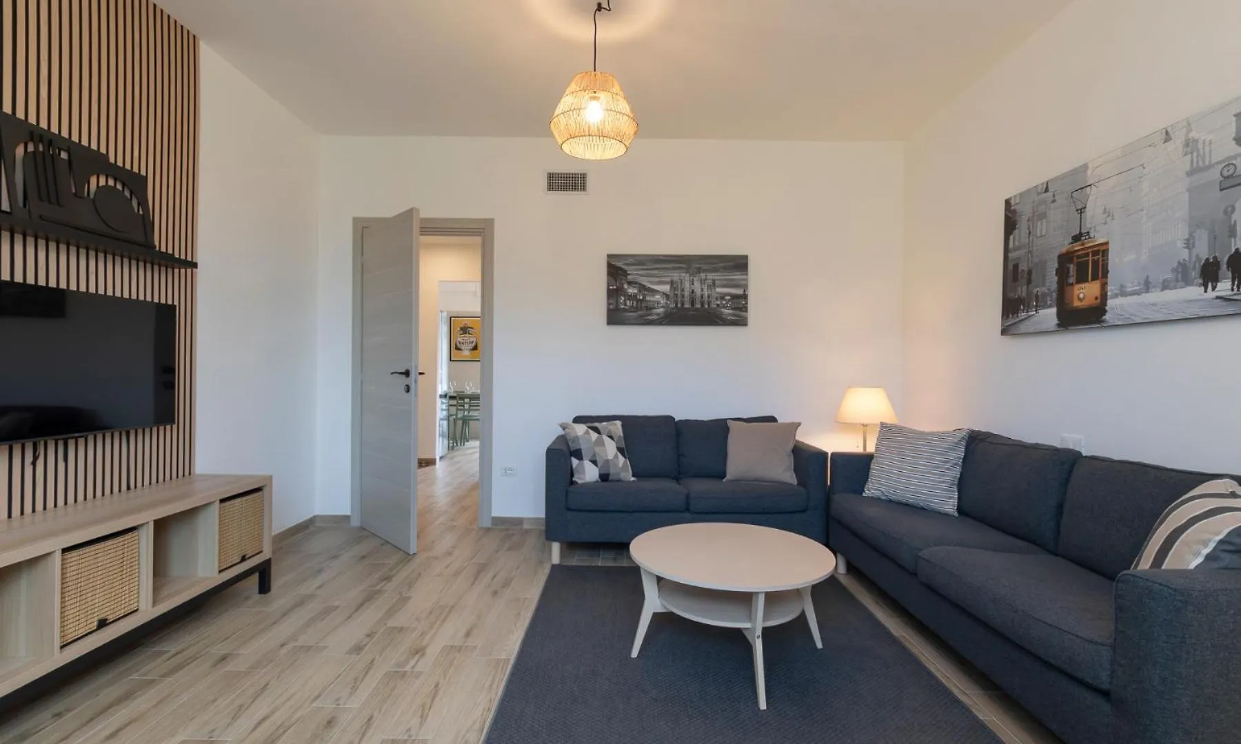 Metro Line 1 Free Parking Apartment Milan 0*,  Italy