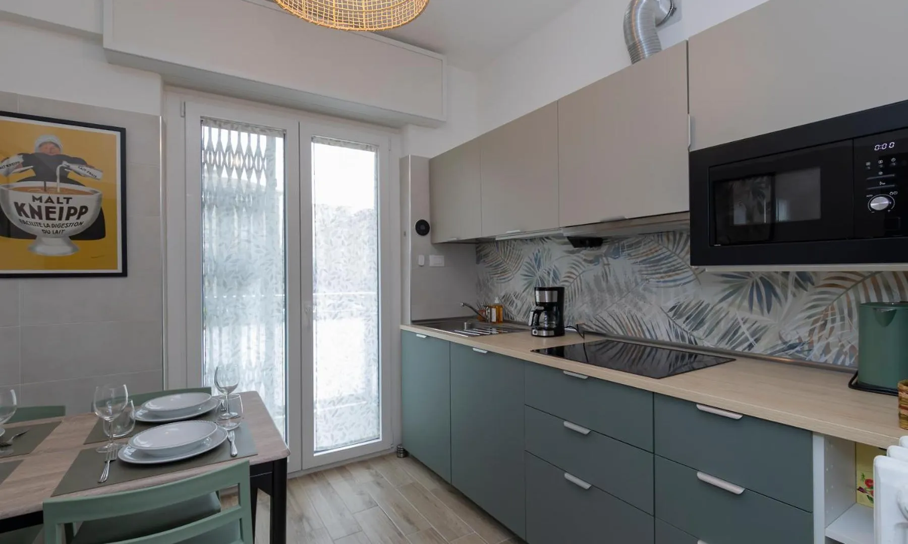 Metro Line 1 Free Parking Apartment Milan Italy